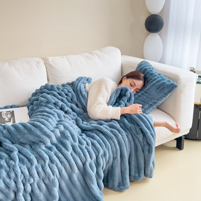 Double-Sided Velvet Rabbit Fur Blanket – Soft, Warm & Thick Throw