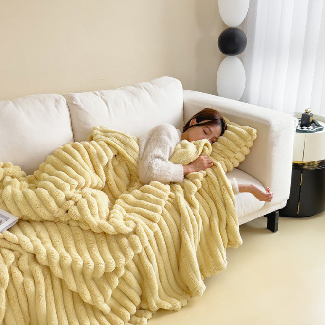 Double-Sided Velvet Rabbit Fur Blanket – Soft, Warm & Thick Throw